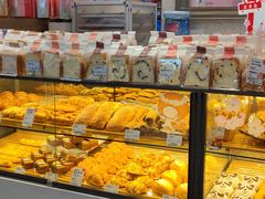 面包甜点陈列柜-BreadTalk面包新语(长寿路地铁站店)