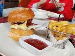 -WOLFGANG PUCK KITCHEN & BAR(迪士尼小镇店)