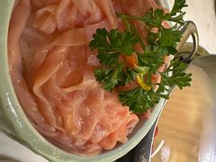 -左庭右院鲜牛肉火锅(浦江欢乐颂店)