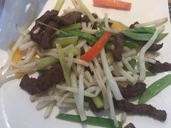菊花芯炒牛柳-匠心牛公馆·潮汕牛肉海鲜火锅(索菲特店)