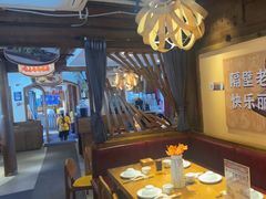 -隔壁老王·家常云南菜(花巷店)