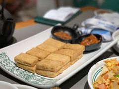 黄金爆浆豆腐-云海肴·汽锅鸡·云南菜(高德置地店)