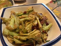 -酒肆浅葱•烧烤•龙虾•排档(卓悦intown店)