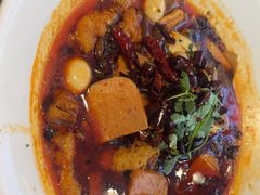 -川流不息·地道川菜·小龙虾(松东路店)