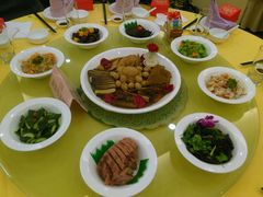 -山明水秀大饭店