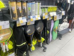 -迪卡侬(高新万达店)