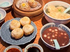 -鑫震源·苏式大虾生煎(山塘街店)