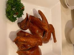 润烧盐香乳鸽-利苑酒家(宜安广场店)