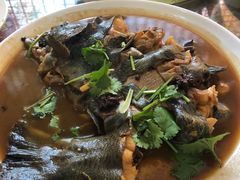 -何适山庄 ·可团建(水长城P2停车场店)