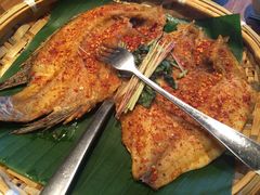 傣味香茅草烤罗非鱼-云海肴·汽锅鸡·云南菜(天山百盛优客店)