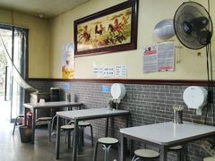 大堂-老北京烧饼夹肉(北洼路店)
