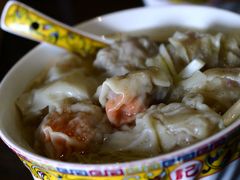 ，招牌的五宝云吞面是到店必试的（中碗15元，大碗20元），五宝云吞包括瑶柱，鲍鱼，鱼翅，蟹子和鲜虾。-一记面馆(易发店)