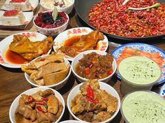 -萍姐火锅·公路夜市(武汉首店)