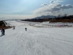 -华彬猛犸滑雪场