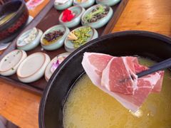 -桥香园过桥米线(国贸店)