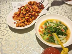 -巴特餐饮6加1音乐餐吧·新疆菜