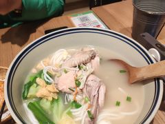 -刀小蛮半只鸡过桥米线(家乐福四元桥店)