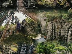 -梭布垭石林景区