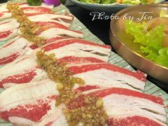 -臻牛烤肉
