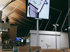 -星巴克(浦东机场T1国际27号口店)