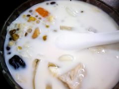 海南椰奶清补凉-聚椰坊·海南清补凉·糖水·奶茶·小吃