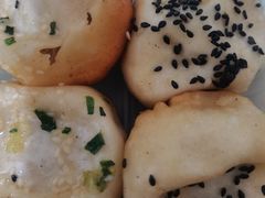 芝士牛肉小杨双拼生煎-小杨生煎(香港名都店)