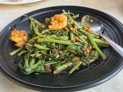 -大树下海鲜饭店