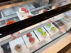 -花花卷卷·鲜食蛋糕(静安久光百货店)
