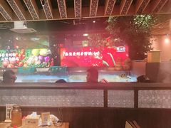 -野山舂·贵州现舂酸汤火锅(鸿通城店)