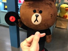 -LINE FRIENDS Garosu-gil Flagship Store
