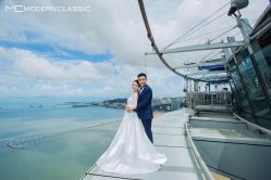 -现代经典婚纱摄影