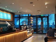 -星巴克(青岛火车北站候车大厅店)