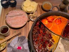 -白乐天毛肚火锅馆(解放碑店)