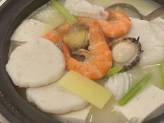 杂锦海鲜豆腐煲-闻见中国海南菜(K11店)