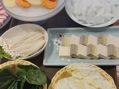 -福娣·金沙银贝海鲜火锅