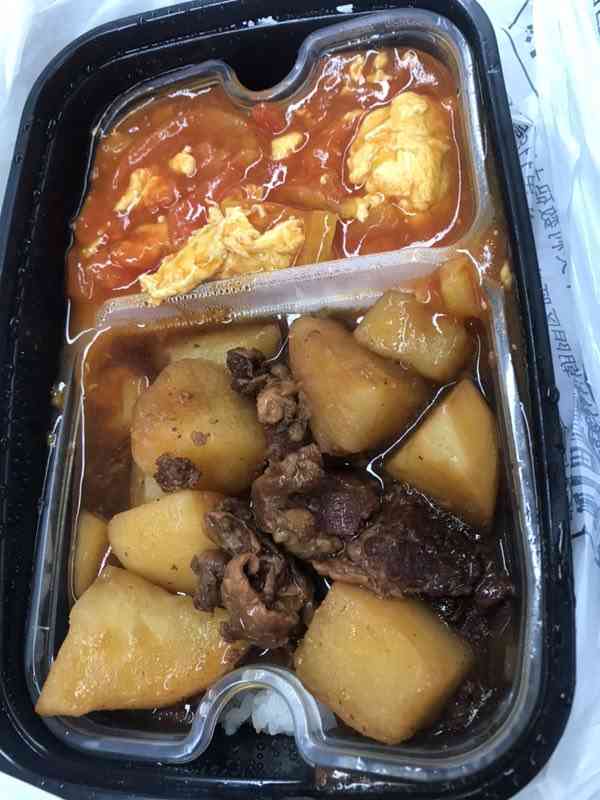 老饭盒炖肉(呼家楼店)-"肉炖的特别的烂,而且他这个口感特别好不油.