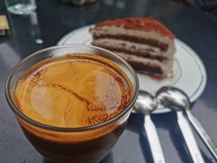 -Be Lived Cafe比例咖啡(摩天轮店)