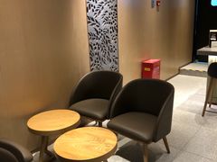 -星巴克臻选(上海中环广场2F店)