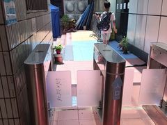 -奥冠体育华师附中恒温游泳馆