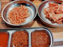 -青瓦炭韩潮烤肉(花园道店)