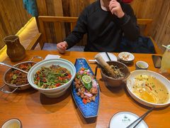 -老滇山寨•云南特色菜•地方菜•民族风情歌舞表演(金碧店)