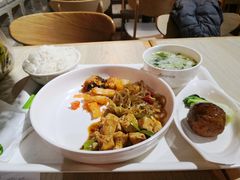 -亚惠美食广场(大连开发区安盛购物广场店)