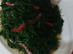 -苏莱特色牛骨滩羊手抓馆(长城东街总店)