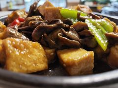 -天天向上素食餐厅(五台山店)