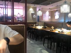 大堂-德香苑脆皮烤鸭·经典(爱融荟城店)