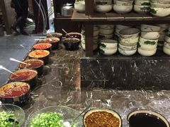 -乡土黄·鲜牛肉火锅·小龙虾(兴业街店)