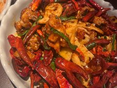 -大头虾越式风味餐厅(光明广场店)