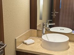 -上海浦东康桥绿地假日酒店