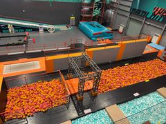 -极限PLAY运动娱乐新世界·团建派对表演休闲馆·室内高空游乐园