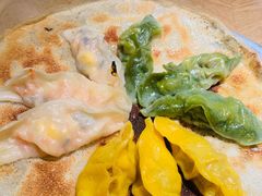 -宽鲜锅贴家常菜(永旺东部购物中心香港中路店)